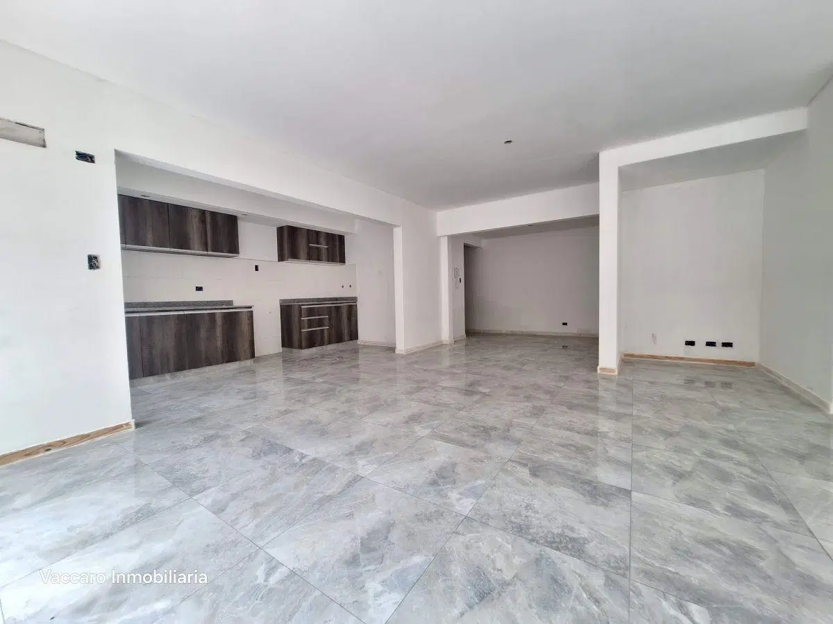 VENTA- DEPTOS 3 AMBIENTES AMPLIOS A ESTRENAR- 108m² C/PATIO 105 m² - RAMOS MEJIA, CARLOS CALVO 260 3