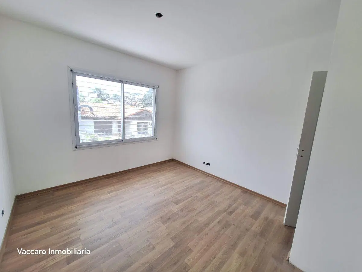 VENTA- DEPTOS 3 AMBIENTES AMPLIOS A ESTRENAR- 108m² C/PATIO 105 m² - RAMOS MEJIA, CARLOS CALVO 260 4