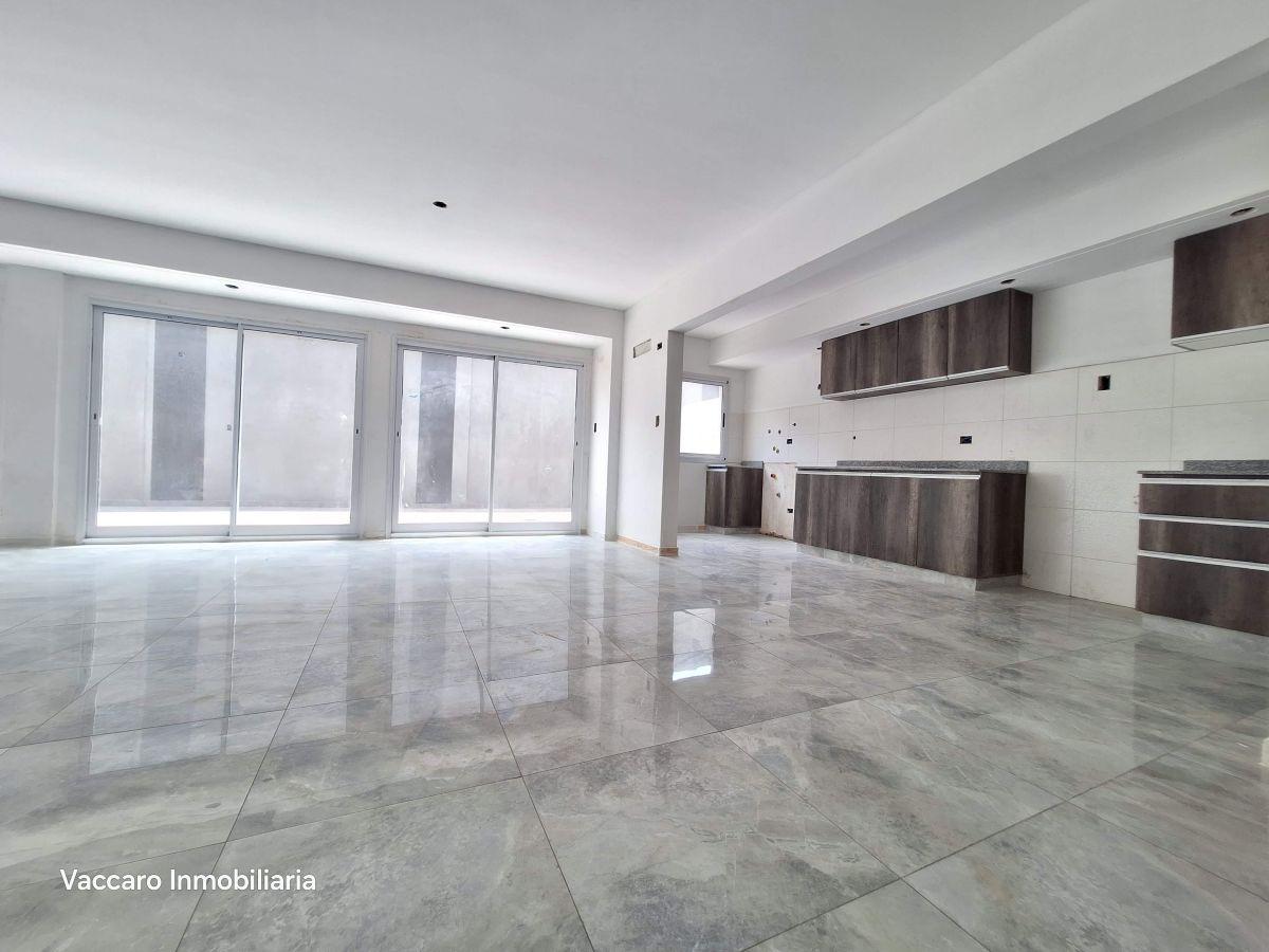 VENTA- DEPTOS 3 AMBIENTES AMPLIOS A ESTRENAR- 108m² C/PATIO 105 m² - RAMOS MEJIA, CARLOS CALVO 260