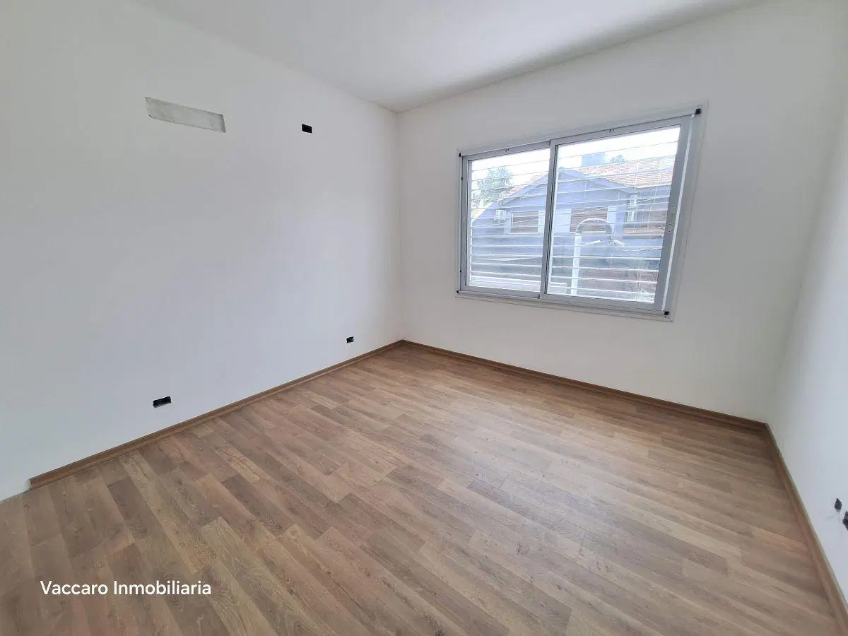 VENTA- DEPTOS 3 AMBIENTES AMPLIOS A ESTRENAR- 108m² C/PATIO 105 m² - RAMOS MEJIA, CARLOS CALVO 260 5