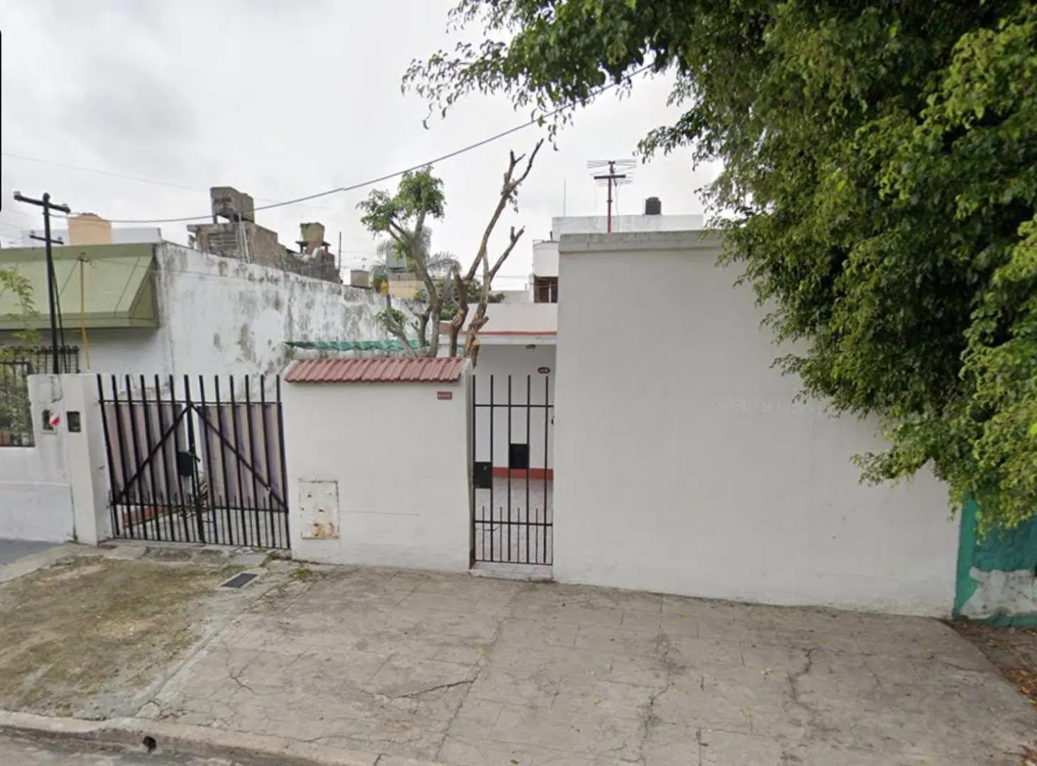VENTA - CASA 4 AMBIENTES SOBRE LOTE 10x22mts - Honduras 4428, Lomas del Mirador 1