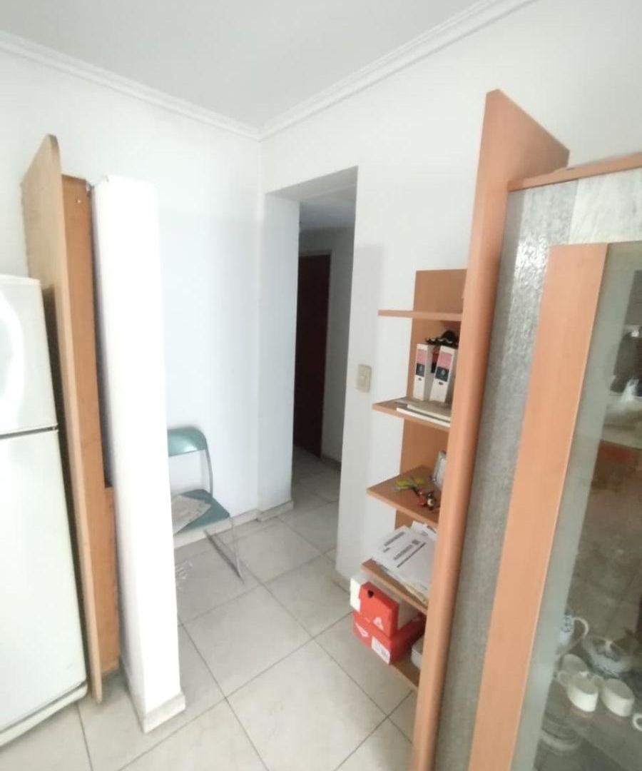 Foto de DEPARTAMENTO 1er PISO - 3 AMBIENTES CON PATIO- VENTA- COLECTORA DE AV, imagen 4