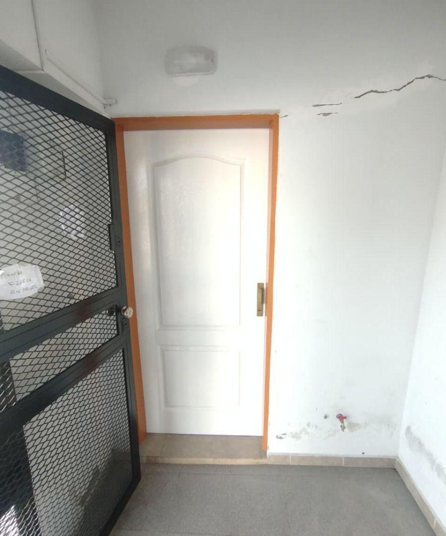 Foto de ALQUILER- DEPARTAMENTO 2 AMBIENTES CON AMPLIO PATIO, imagen 3