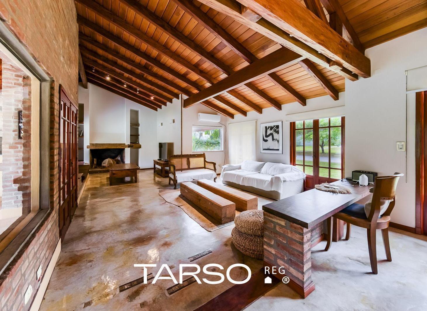 CASA EN VENTA - 4 DORMITORIOS EN FORTIN DEL POZO