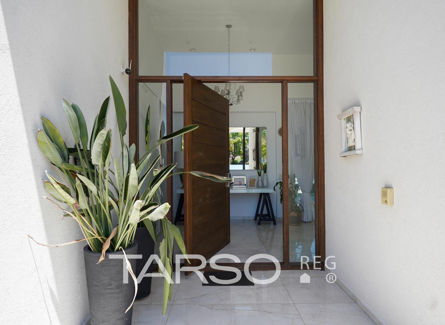 CASA EN VENTA ALTOS DEL CHATEAU - 3 DORMITORIOS   ESCR   2 DOR ANEXO