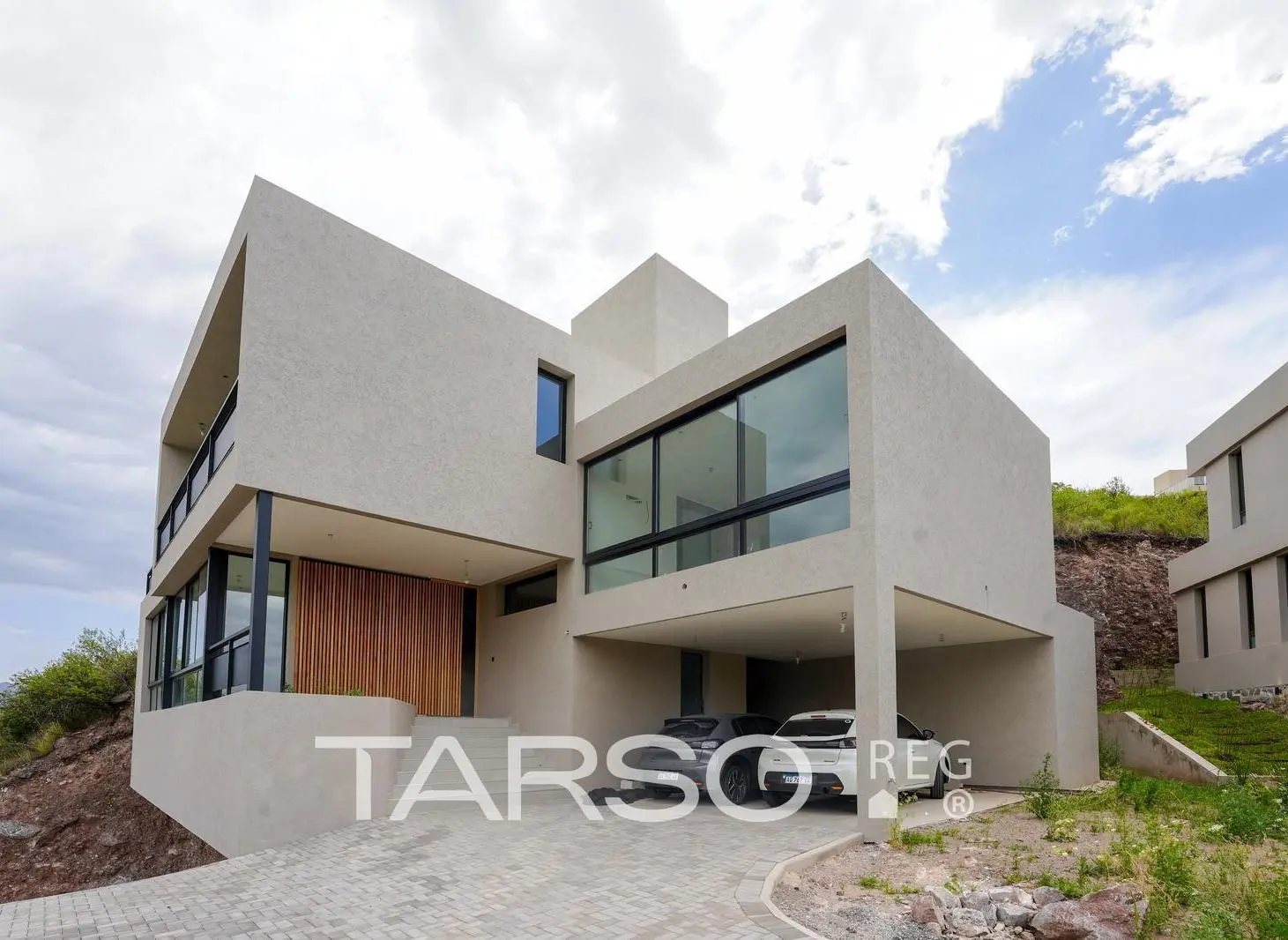 Casa en venta a estrenar de 4 dormitorios en La Cuesta - La Calera. 3