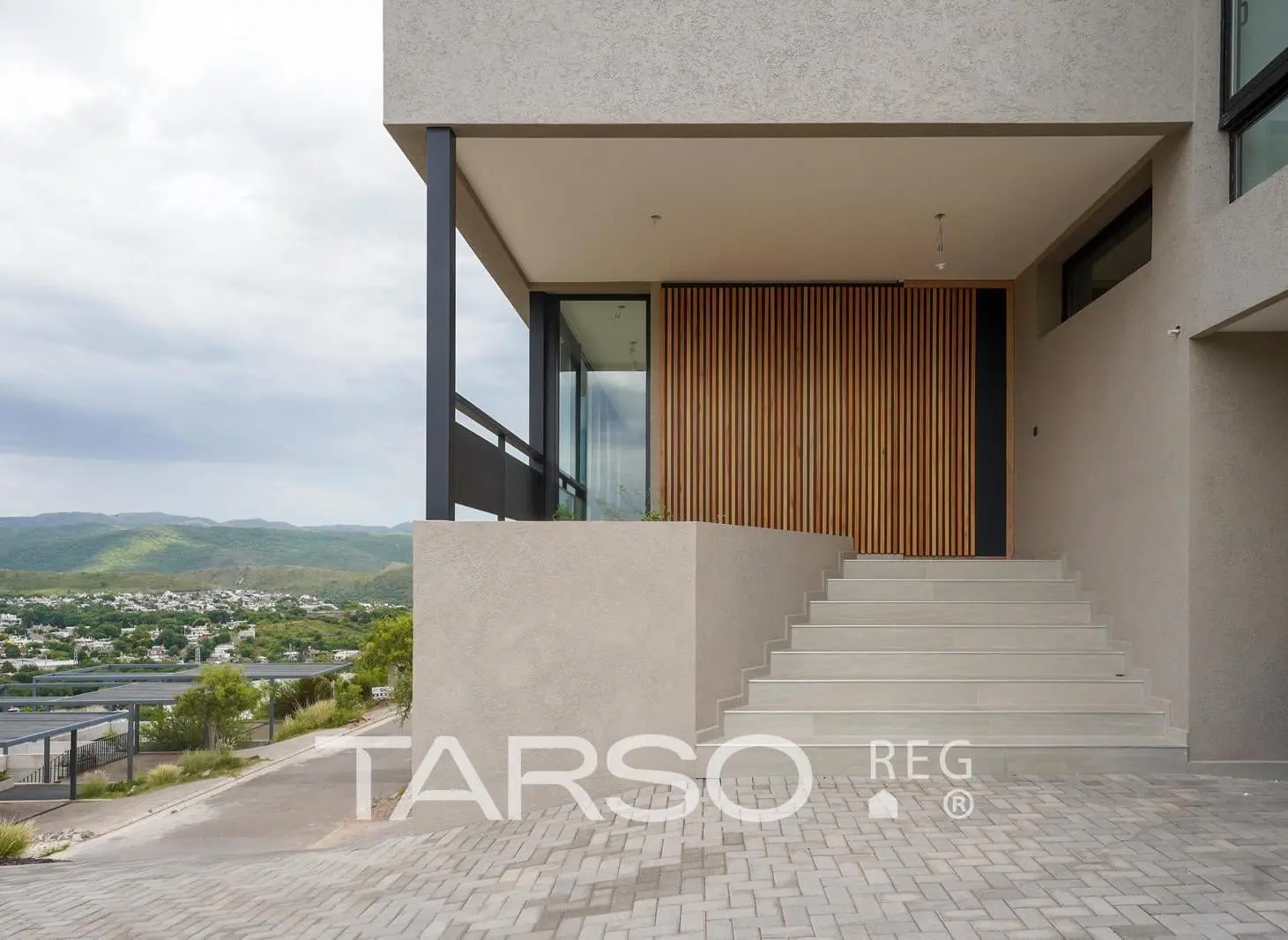 Casa en venta a estrenar de 4 dormitorios en La Cuesta - La Calera. 2