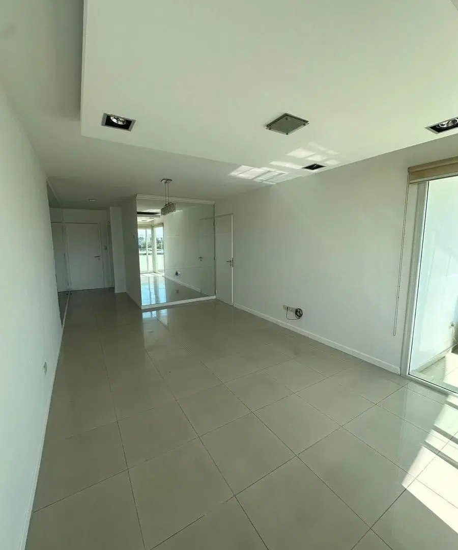 Departamento en Edificio Miracielos 5
