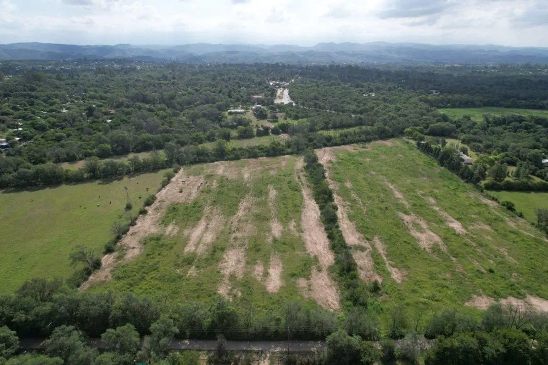 Venta lote en Anisacate 1000 mts con escritura 3