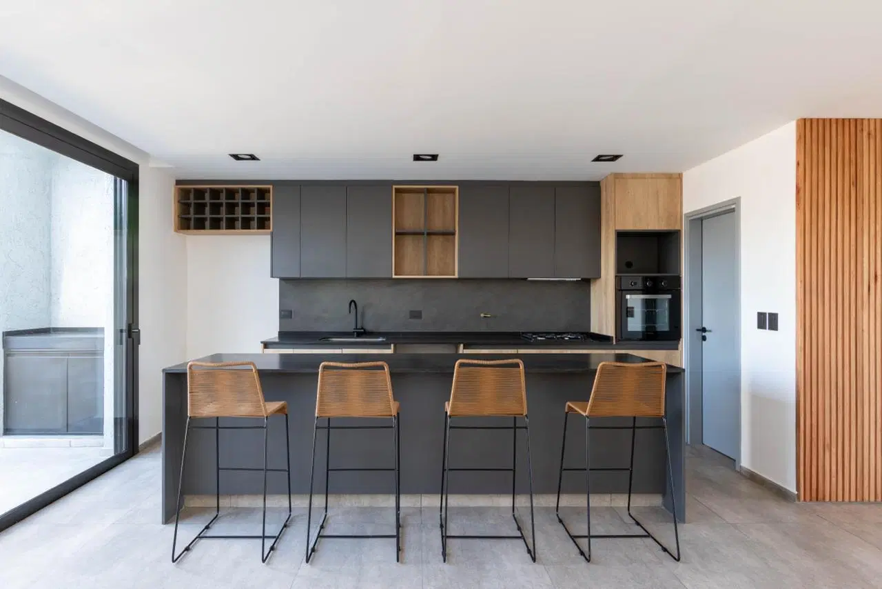 DUPLEX EN LA LUISITA 8