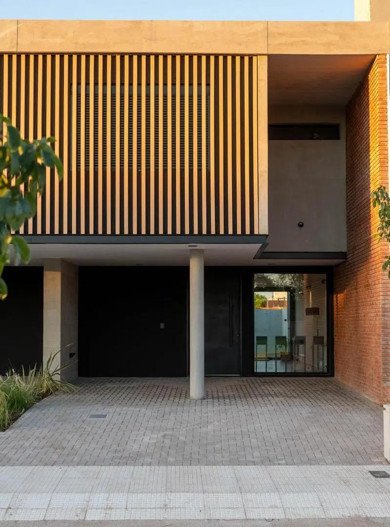 DUPLEX EN LA LUISITA 3