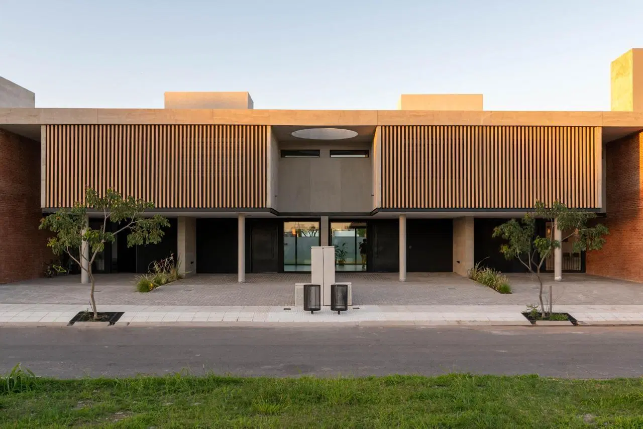 DUPLEX EN LA LUISITA 3
