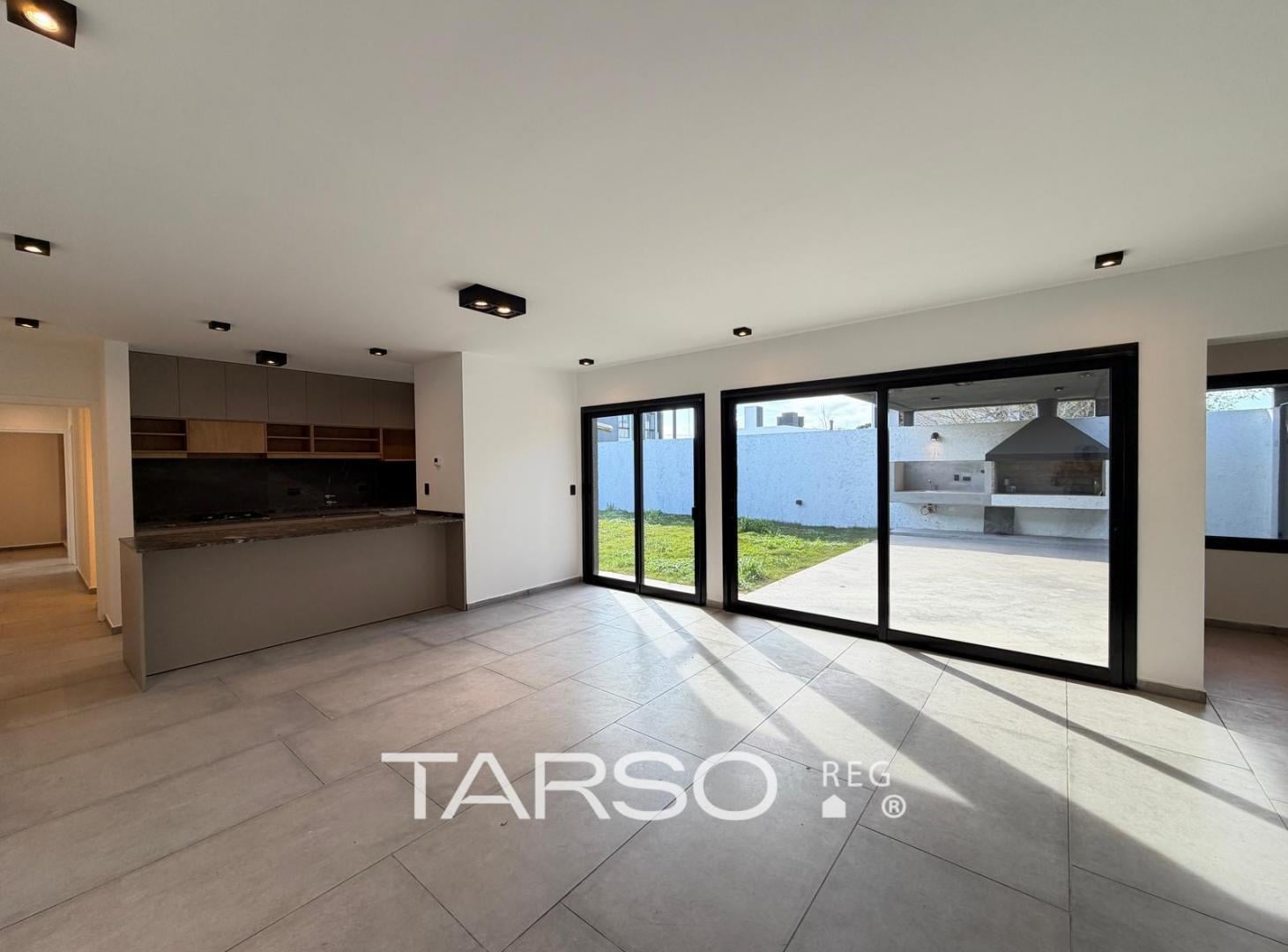 Foto de Casa en Venta 3 dormitorios Planta baja en Distrito Sur, imagen 1