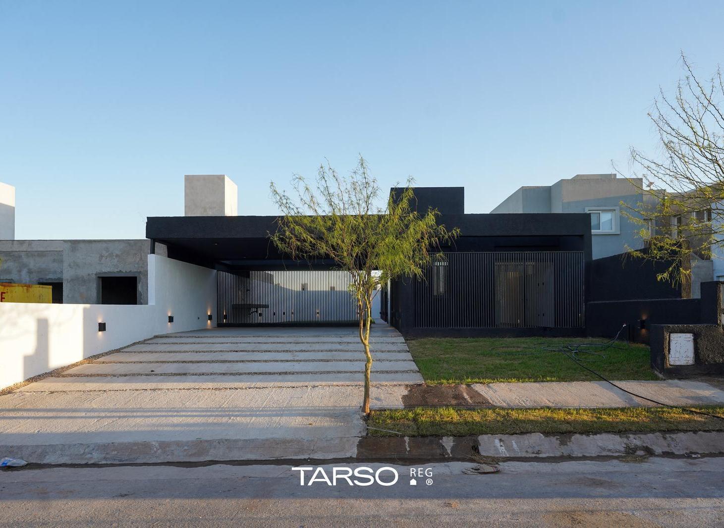 Foto de Casa en Venta de 3 dormitorios en planta baja en Docta, imagen 2