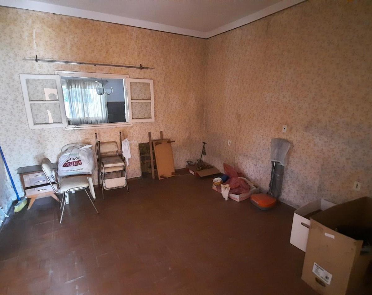 Casa de 2 Dorm. en San Lorenzo 320 (Barrio Urquiza). 3