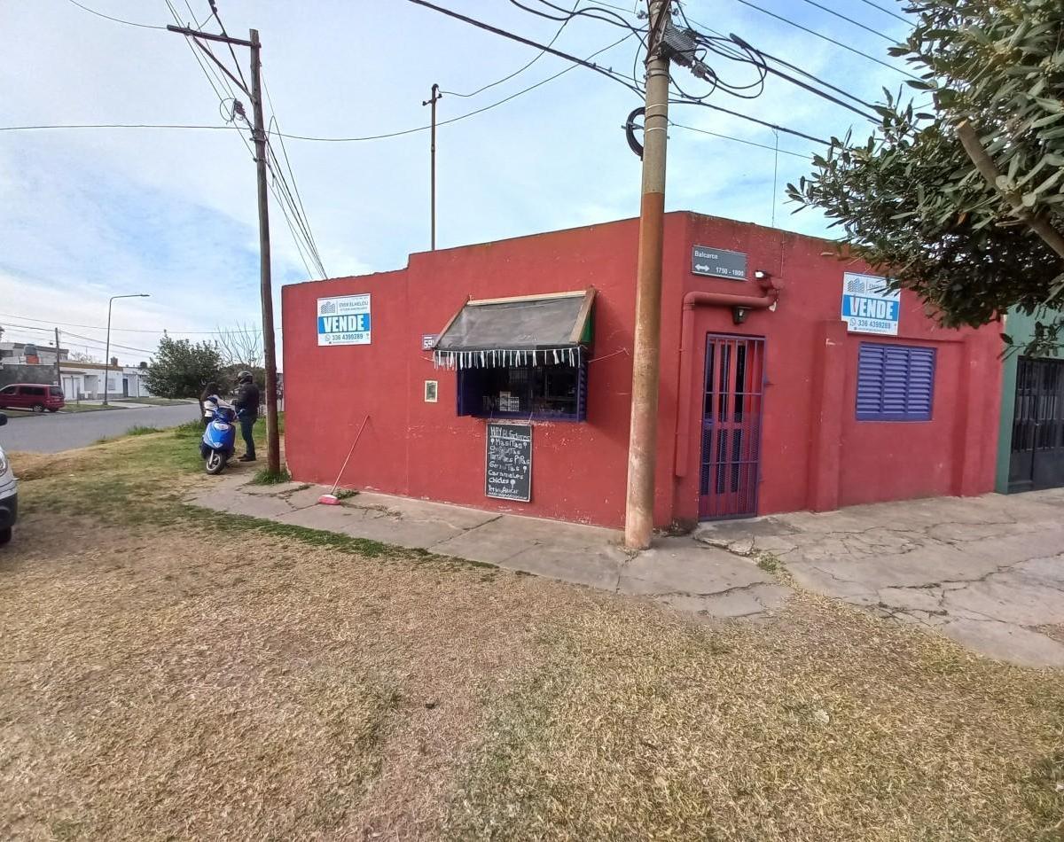 Inmueble con Dos Propiedades en B° Guemes Retasado 5