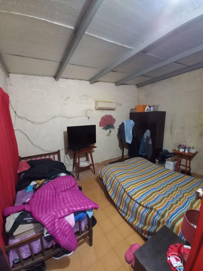 Inmueble con Dos Propiedades en B° Guemes Retasado 1