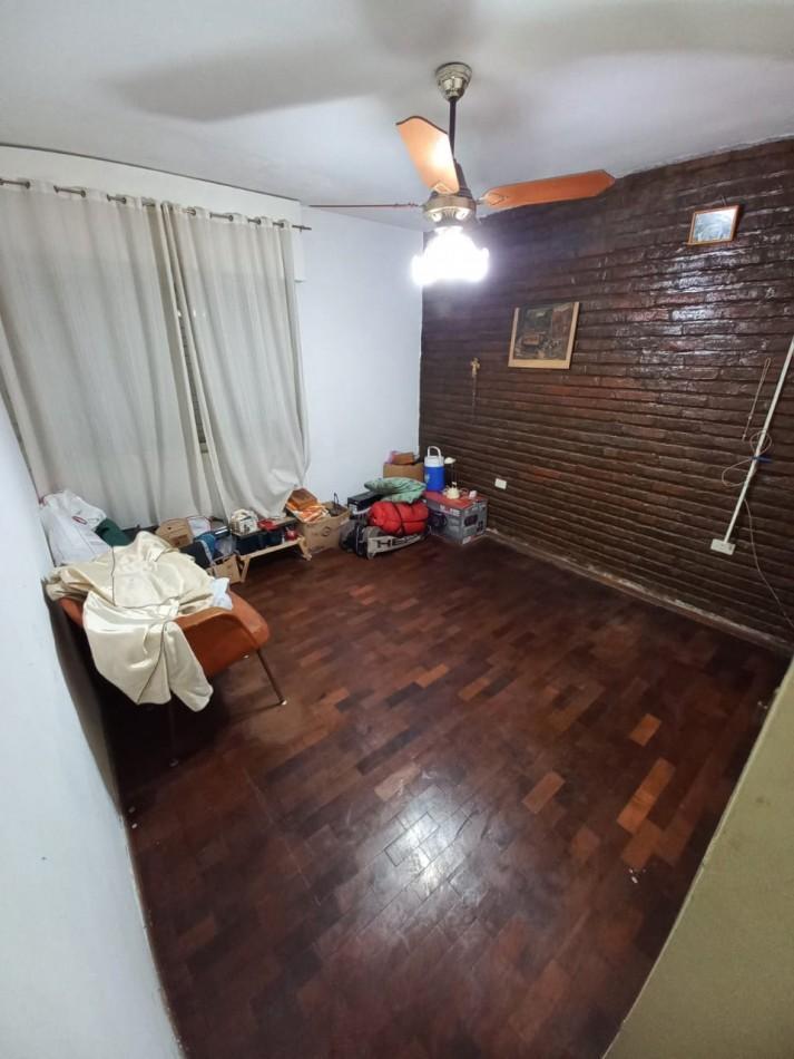 Depto de 3 Dorm. y Dependencia en Almafuerte 423 4