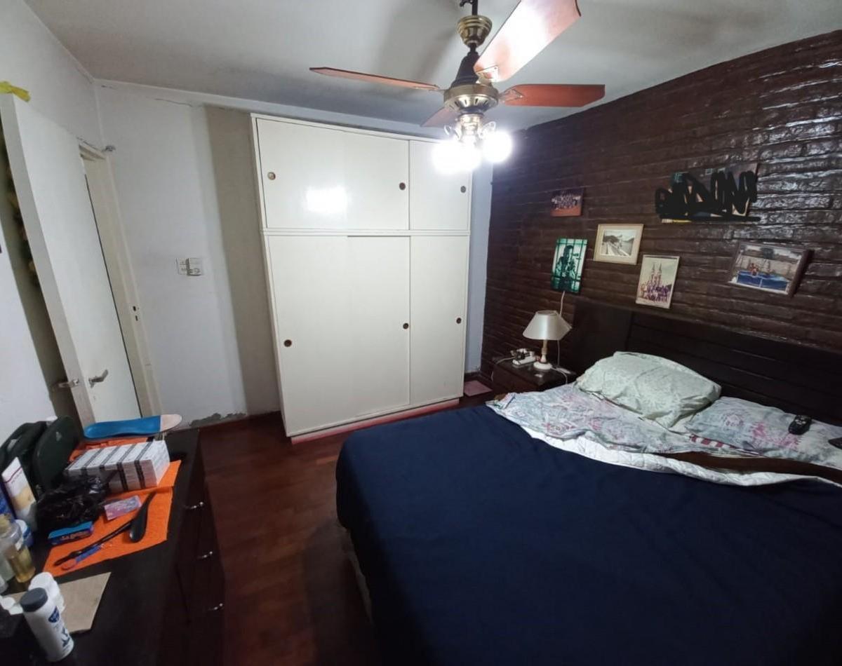 Depto de 3 Dorm. y Dependencia en Almafuerte 423 3