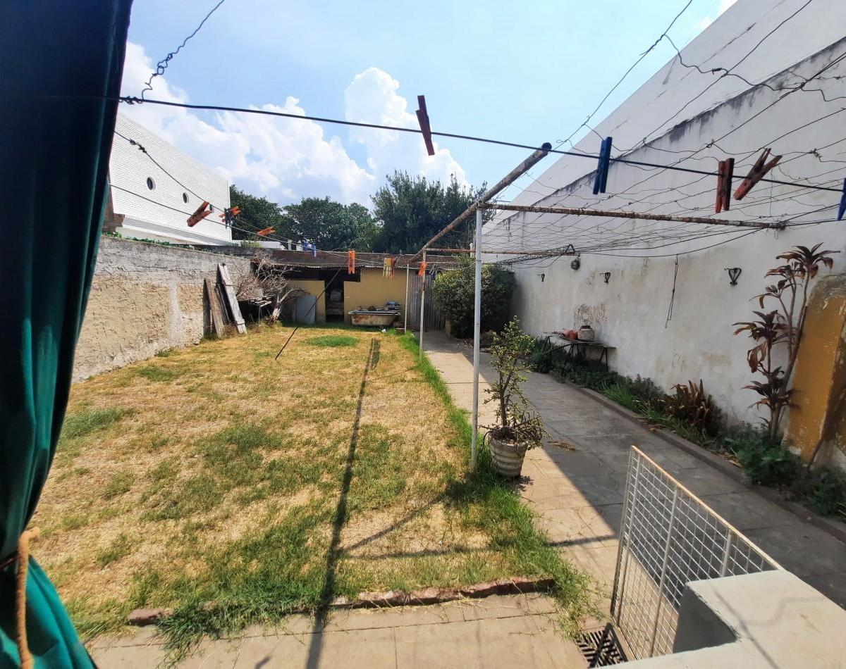 Casa de 2 Dorm. en Bustamante 161 5
