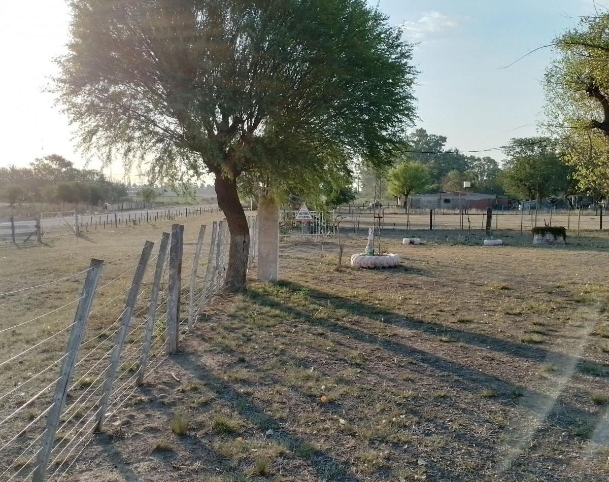 Campo de 2,7 Ha con Mejoras en Villa General Savio 1