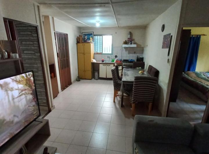 Casa de 3 dormitorios ubicada sobre calle Alvear 4