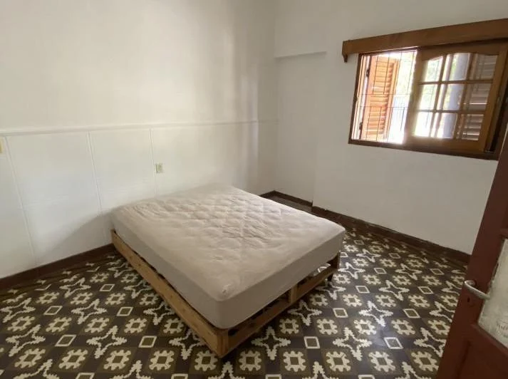 Casa de 2 dormitorios en alquiler Necochea y Maipu 5