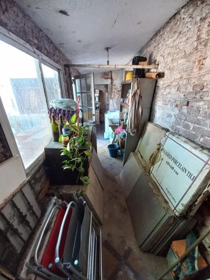 Casa a reciclar de dos dormitorios en Las Heras 146 3