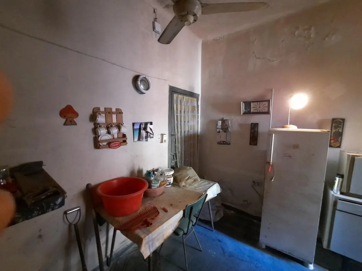 Casa de dos dormitorios a reciclar en Lavalle 80 2