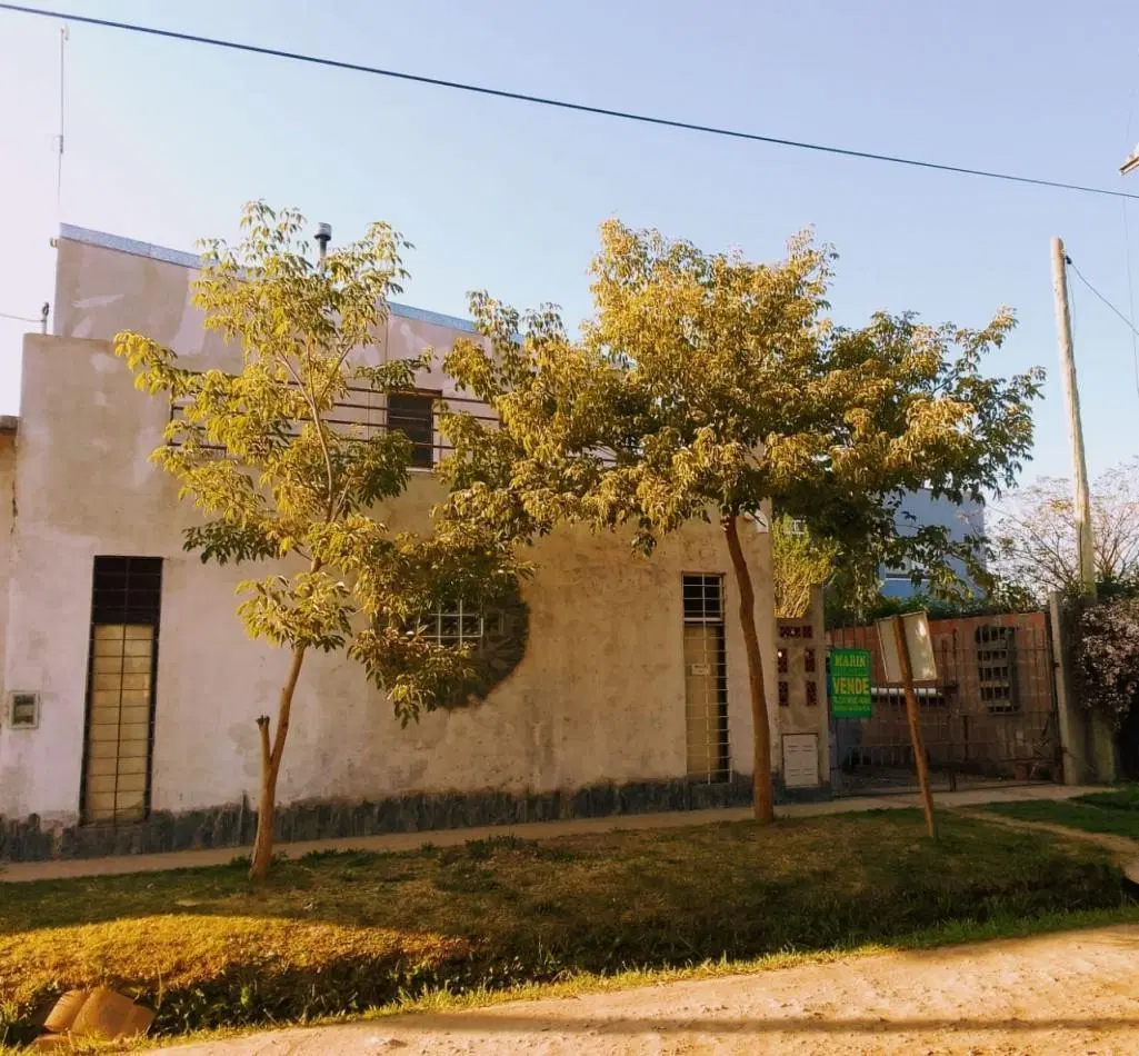 Casa de 2 dormitorios en Villa General Savio (Sanchez) 1