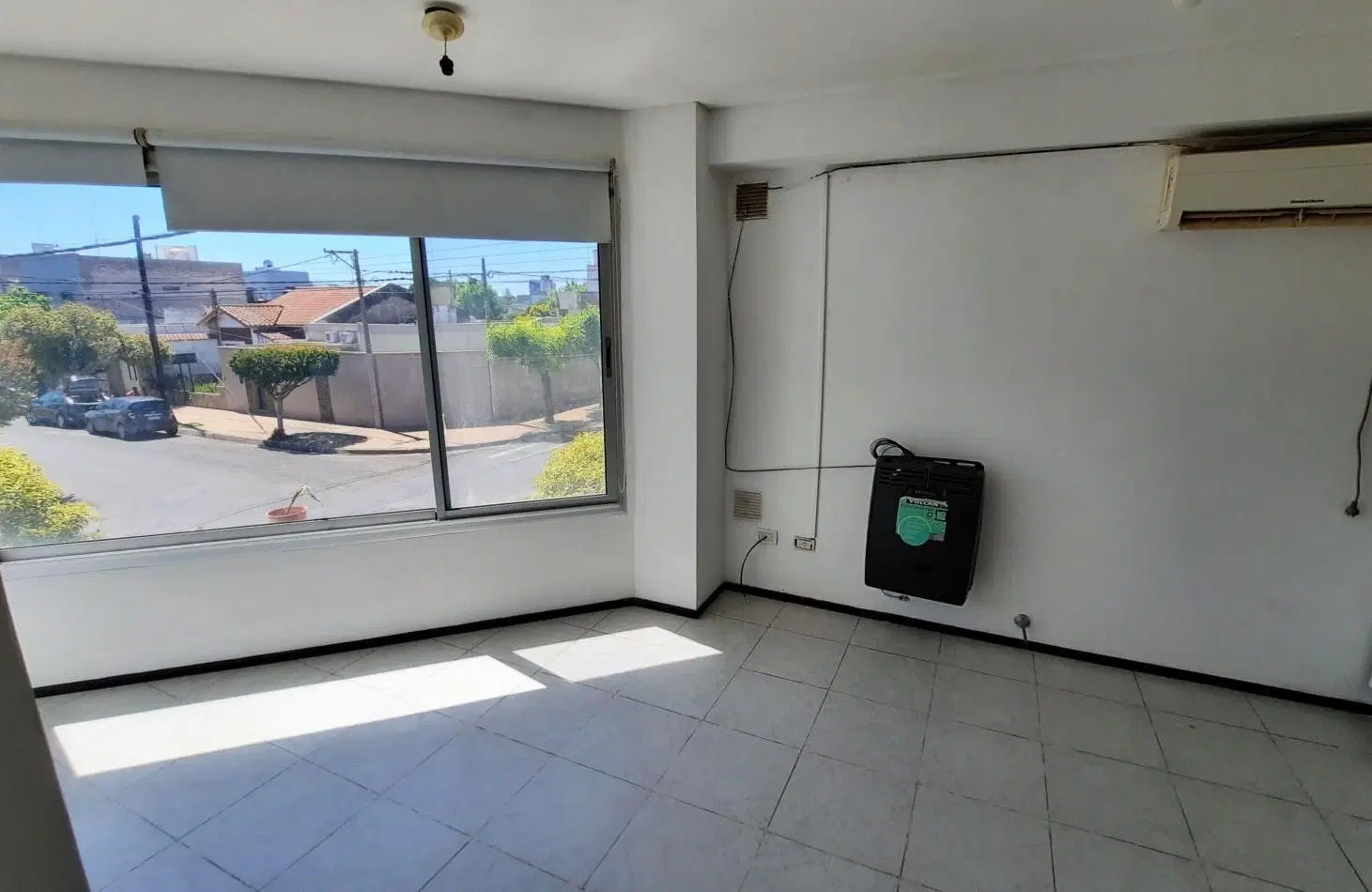Departamento de 1 dormitorio en Alvear y Ameghino 3