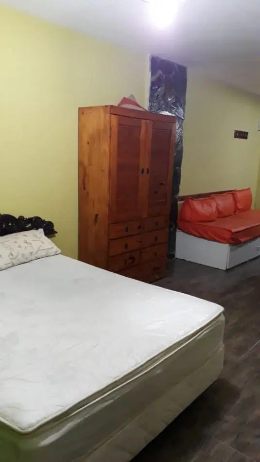 Monoambiente amoblado con cochera en San Clemente del Tuyu 2