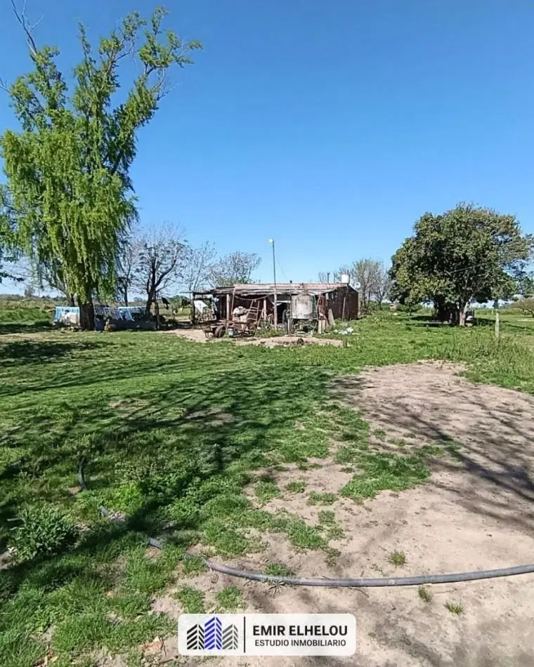 Campo de 3,88 hectareas sobre Camino Nacion 5