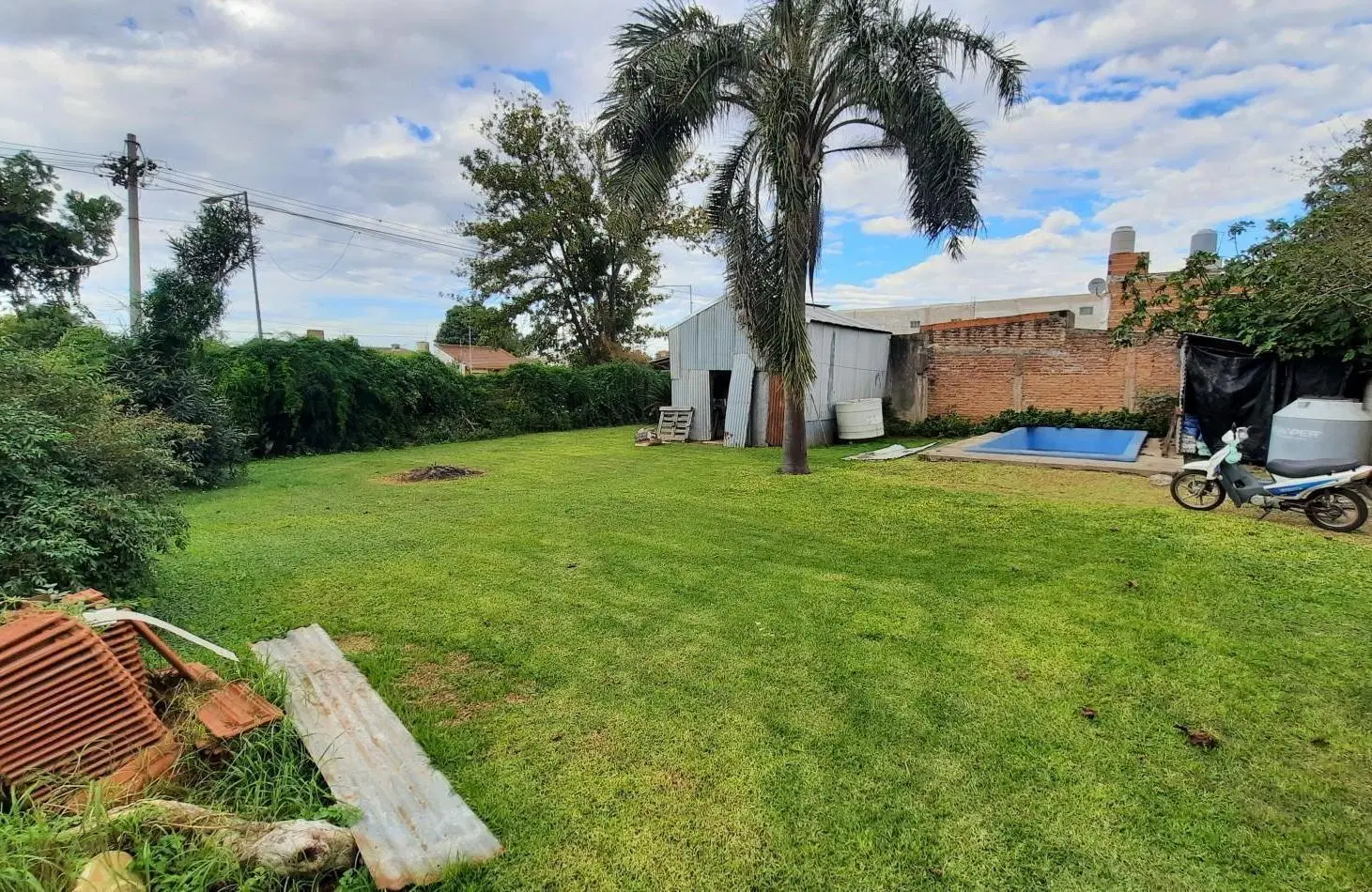 GRAN LOTE EN LAVALLE Y AV. DE LOS CONSTITUYENTES 6