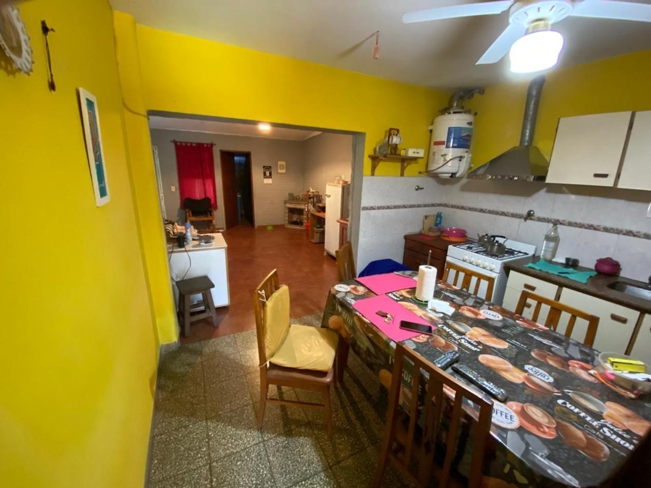 Foto de Casa de 2 dormitorios y dep. en B° Saavedra, imagen 2