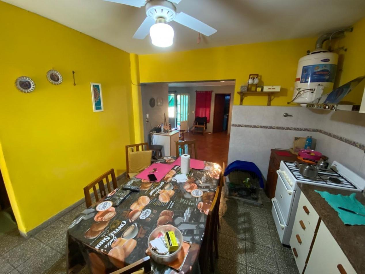 Foto de Casa de 2 dormitorios y dep. en B° Saavedra, imagen 4