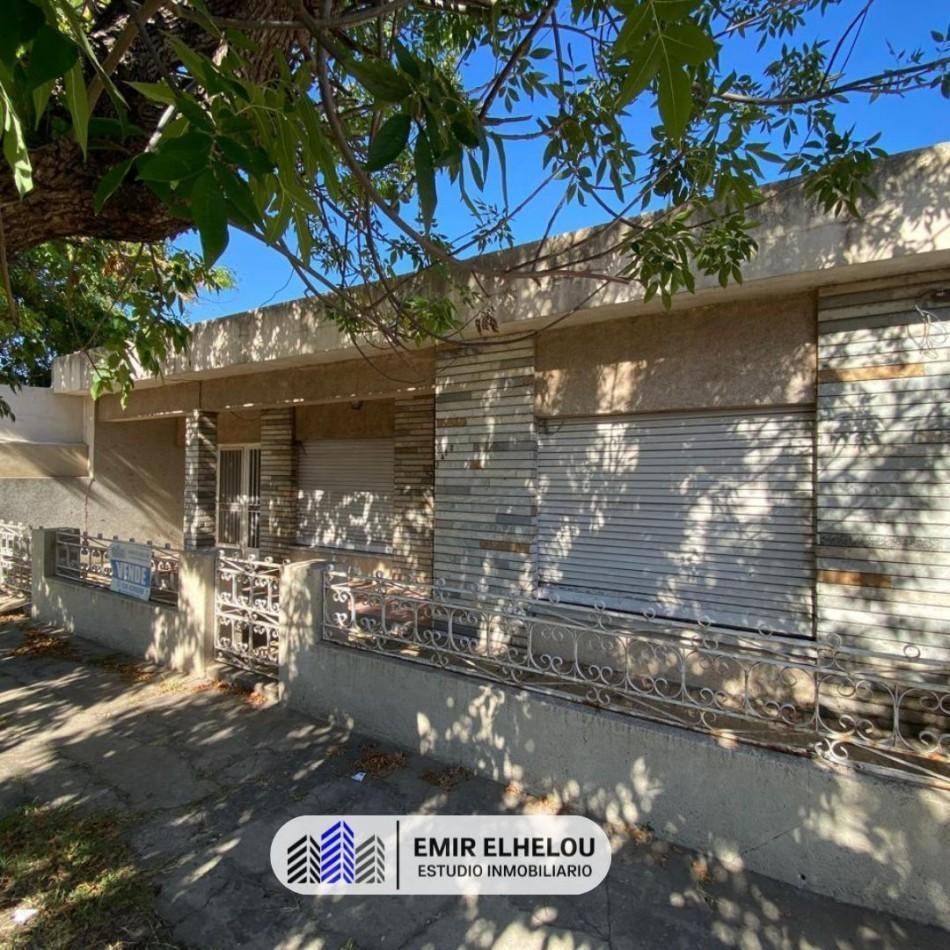 Foto de Casa de 2 dormitorios y cochera B° Saavedra, imagen 1