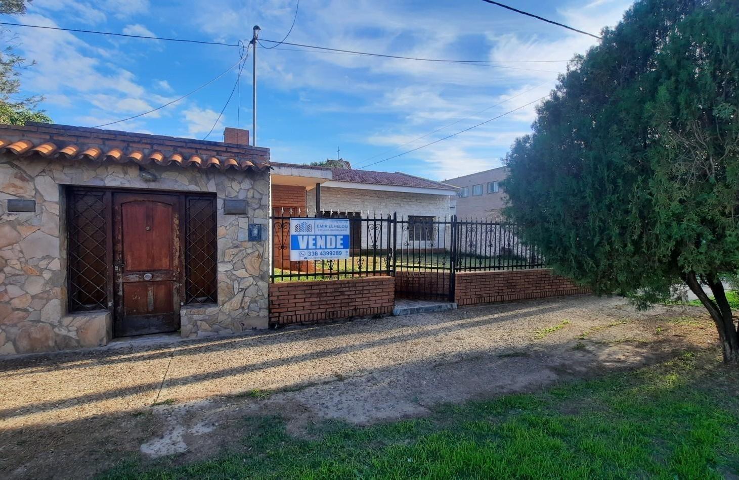 Foto de Retasada!! Casa de 4 dormitorios y dependencias en Empalme, Villa, imagen 2