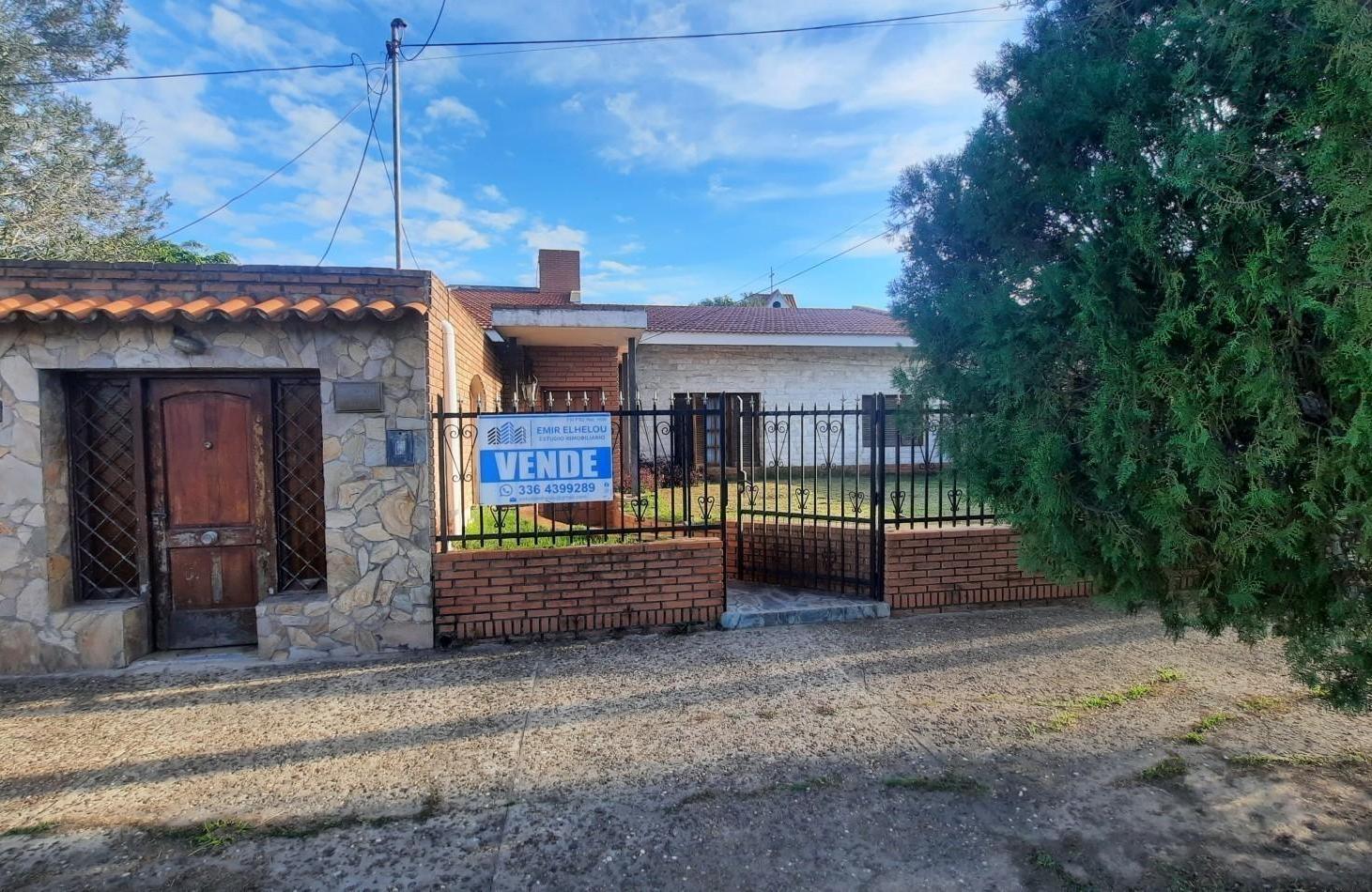 Foto de Retasada!! Casa de 4 dormitorios y dependencias en Empalme, Villa, imagen 1
