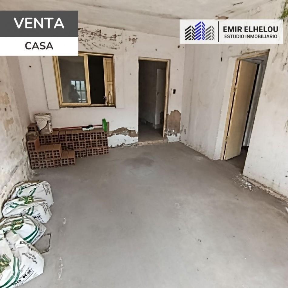 Foto de Casa a reciclar en amplio lote en Lamadrid 174, imagen 3