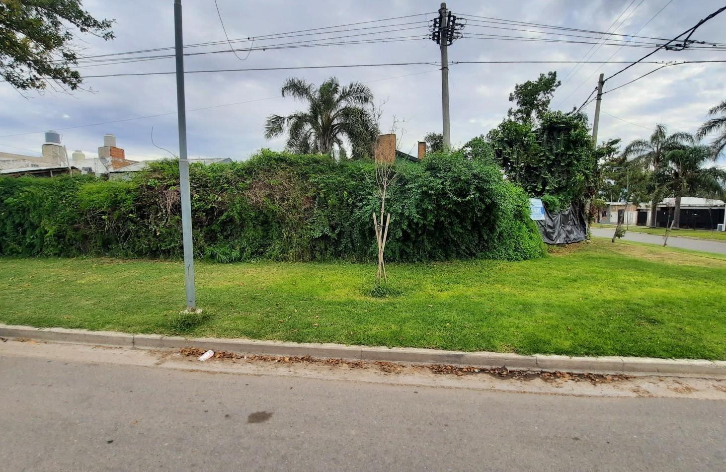 Foto de GRAN LOTE EN LAVALLE Y AV. DE LOS CONSTITUYENTES, imagen 3