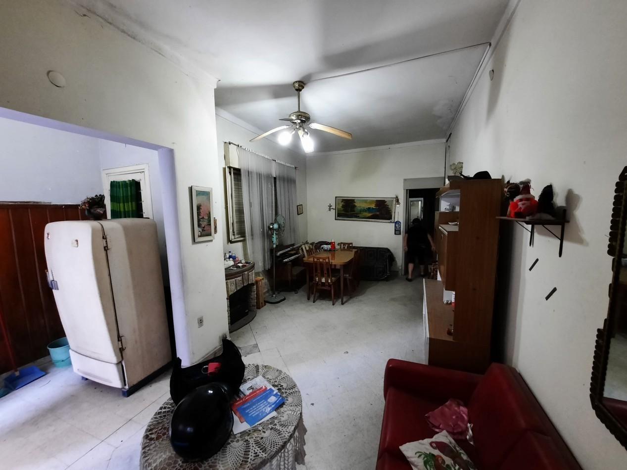 Foto de Casa de 2 dorm. a reciclar en Lavalle 80, imagen 1