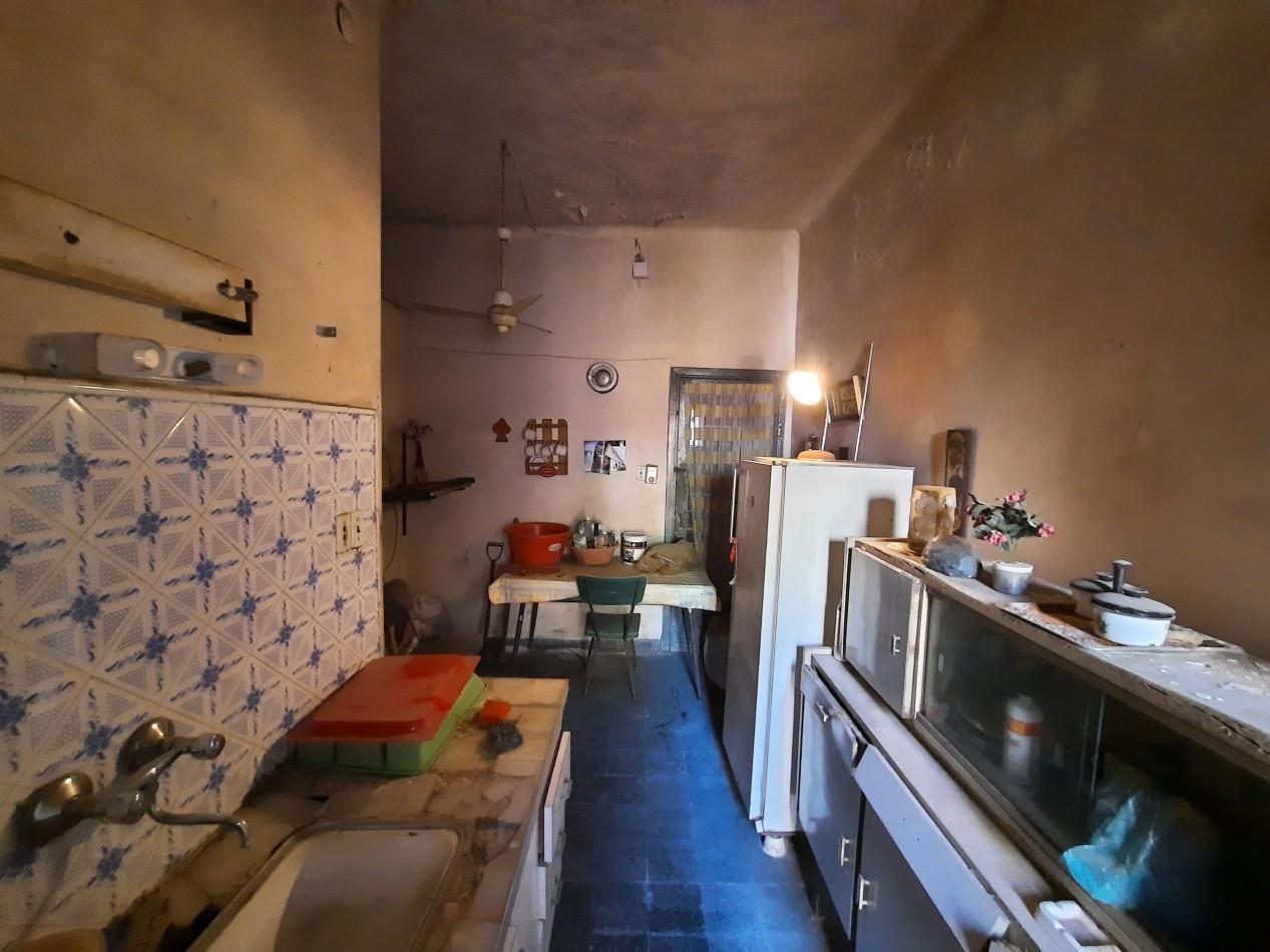 Foto de Casa de 2 dorm. a reciclar en Lavalle 80, imagen 5