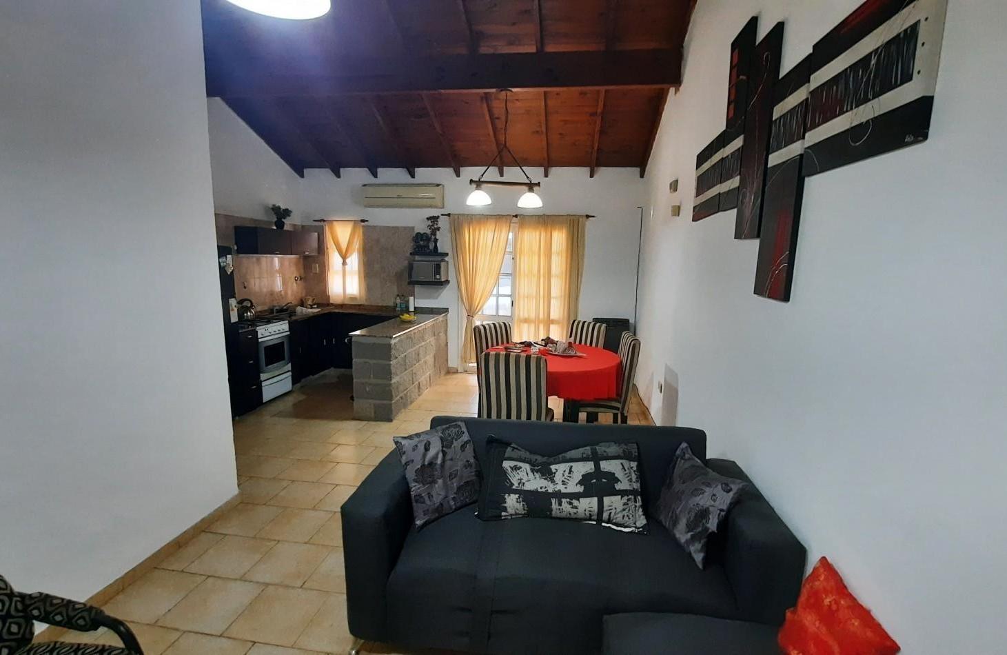 Foto de Casa de 2 dormitorios y Local comer. Del Forno 131, imagen 2