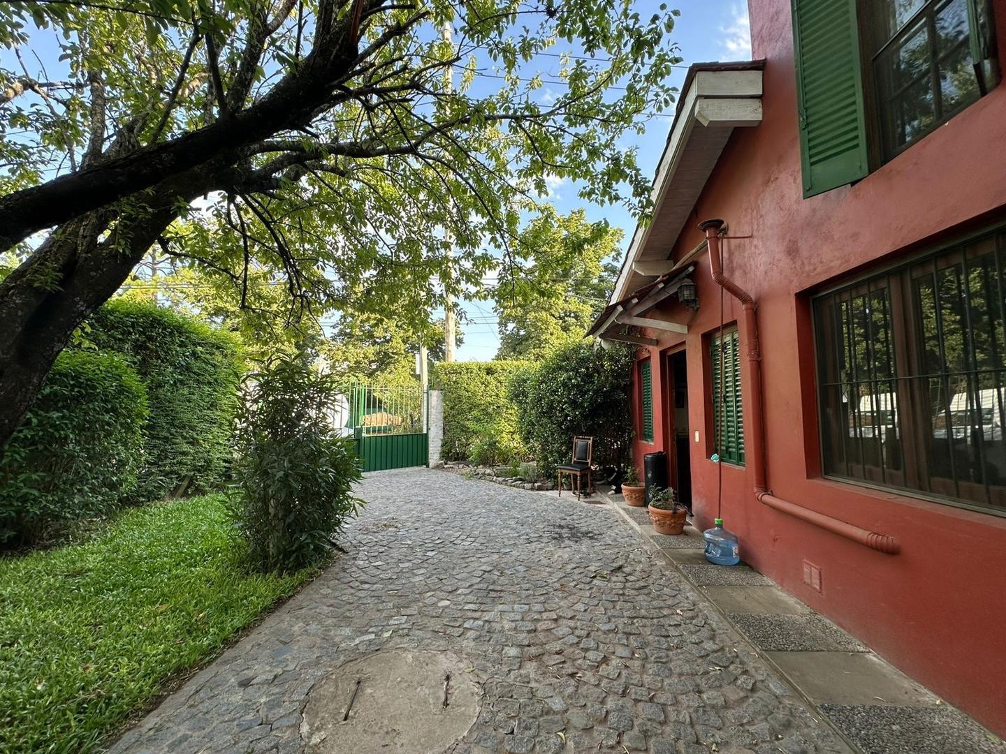 Foto de CASA 5 AMB EN VENTA EN PILAR, imagen 5