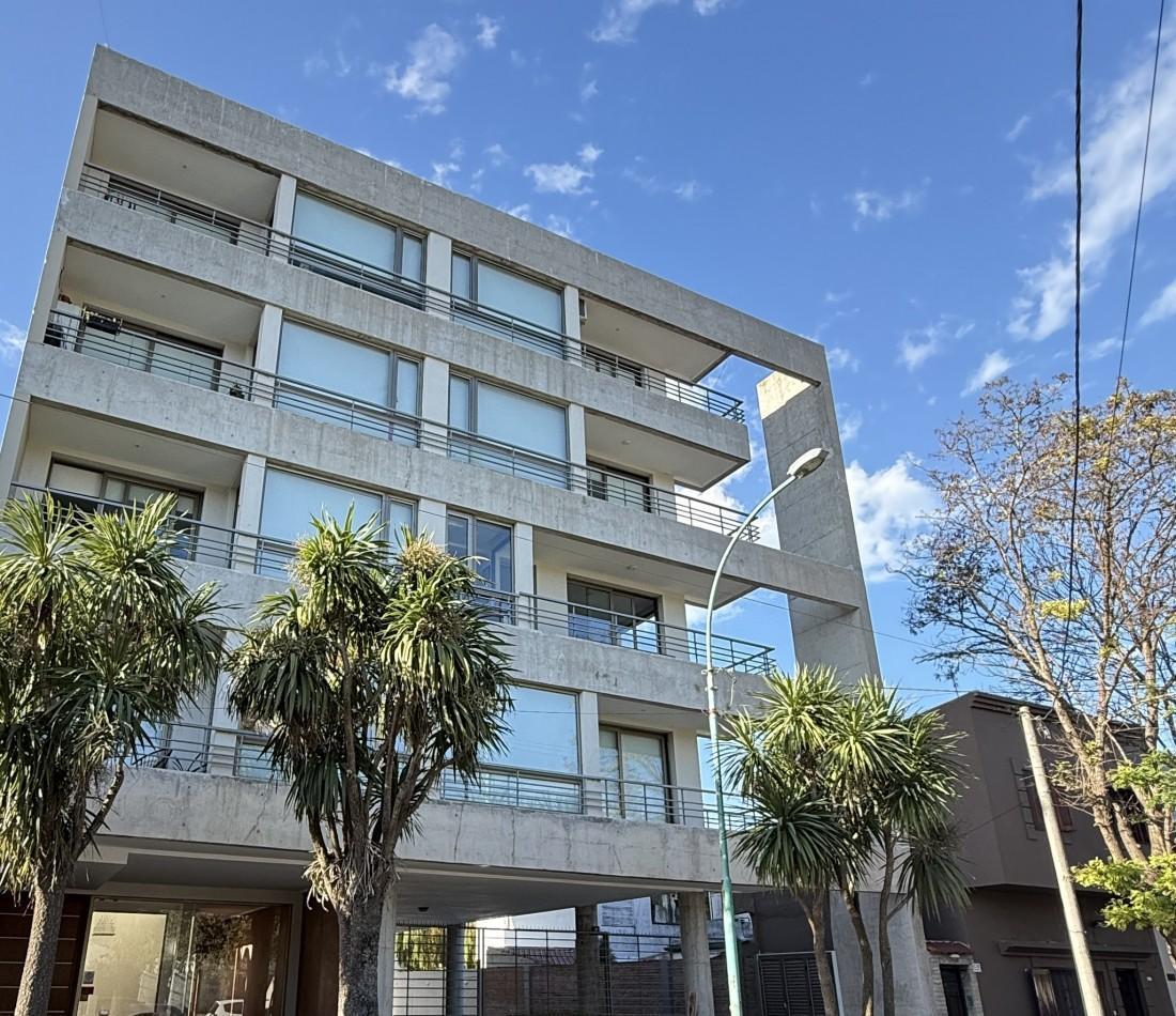 Foto de Departamento tres ambientes con cochera, imagen 2