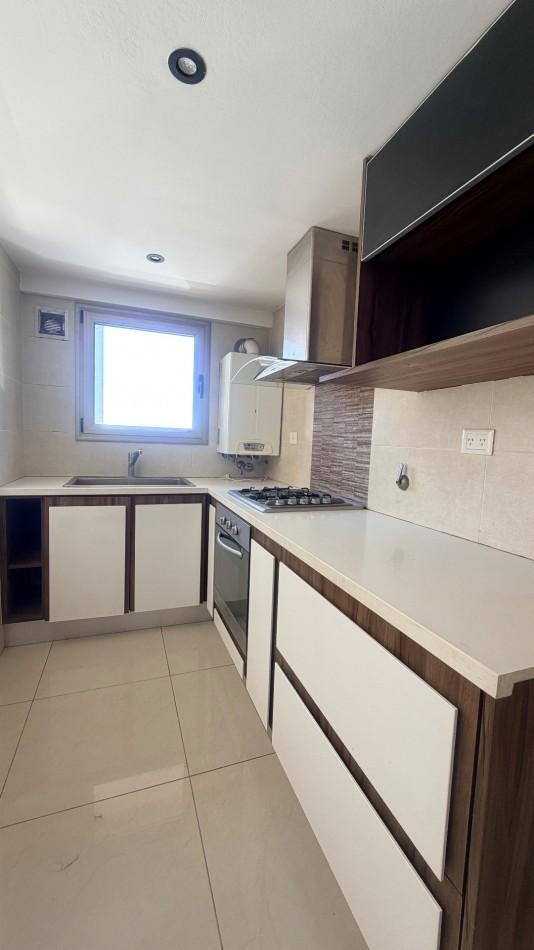 Foto de Departamento en venta dos ambientes con cochera ( opcional ), imagen 1