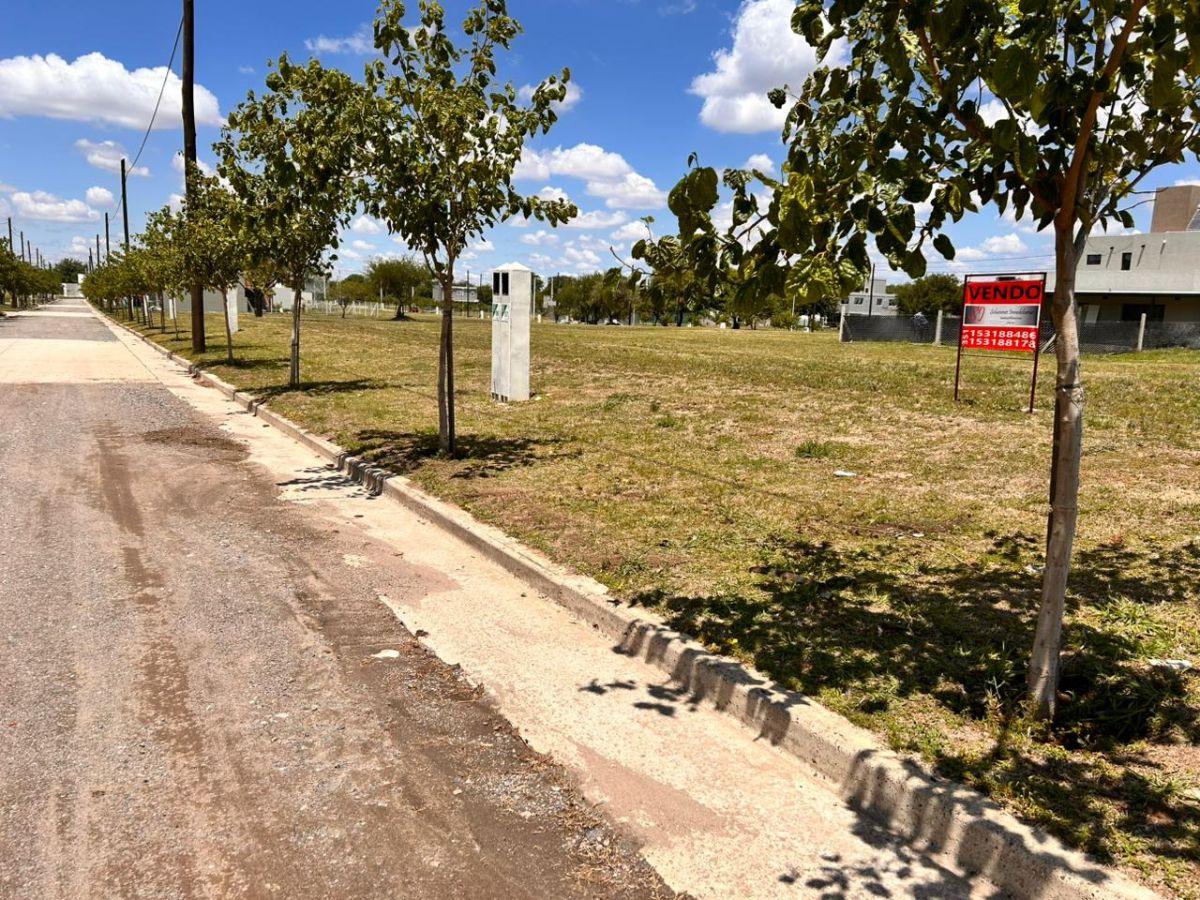 Foto de VENDO Excelente Lote en Tejas IV , Barrio Privado Vista a las Sierras, imagen 3