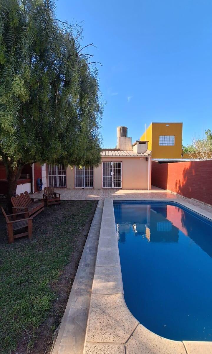 Se Vende Casa Quinta en Altos del Sauce 2