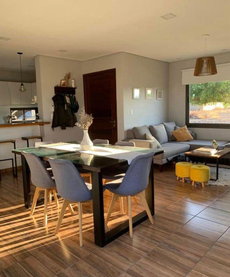 Foto de Casa en alquiler, Barrio Lomas de Russell, Maipú, imagen 1